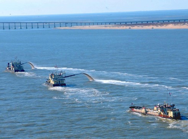 AIWW MAINTENANCE DREDGING, WILMINGTON NC